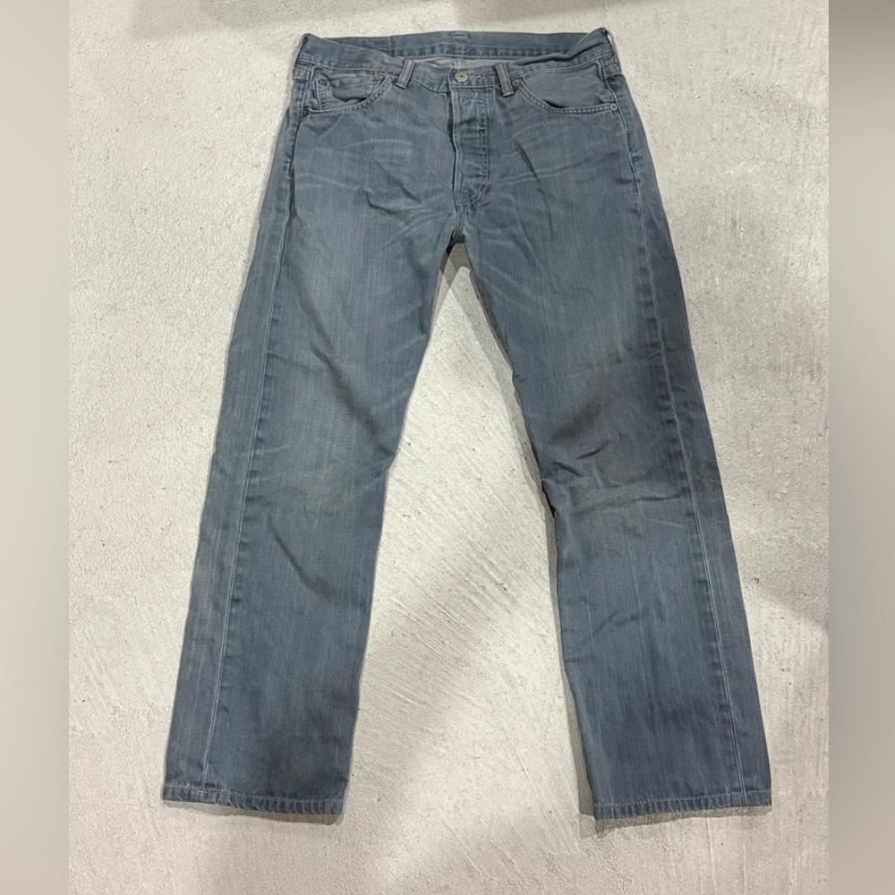 Levi’s 501 Grayish Blue Jeans 32W x 32L Purchased from Japan.